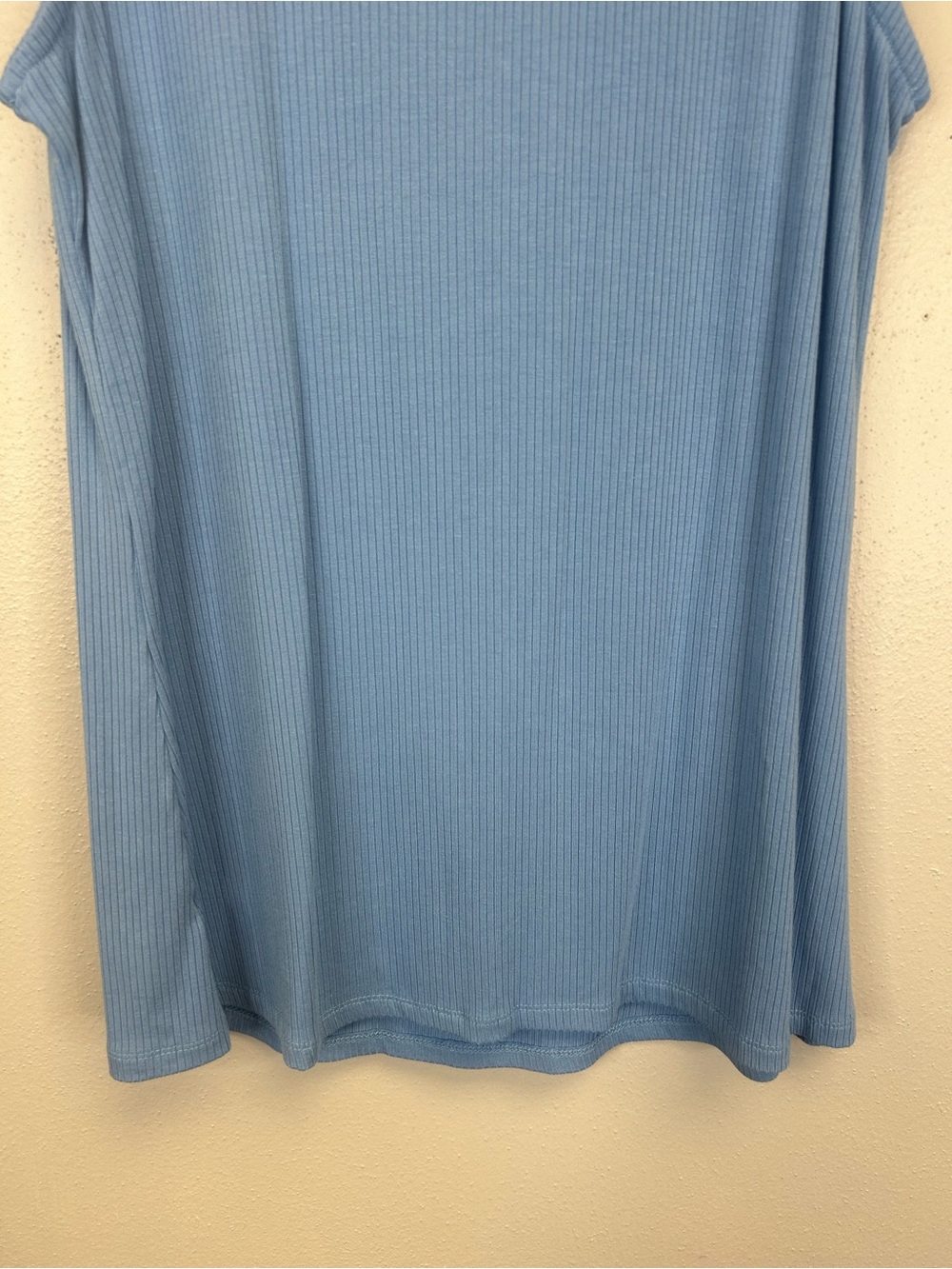 Torrid Sky Blue Ribbed Tank Top Size 2X NWT Fitted Vneck Hook Front Summer Sexy - Picture 9 of 10